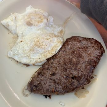 Jerry's Main Lunch - Burgers Near Me - Burlington, Iowa Jerry's Main Lunch - Burgers Near Me - Burlington, Iowa