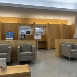 Cleveland Clinic - Richard E. Jacobs Health Center - Pharmacy