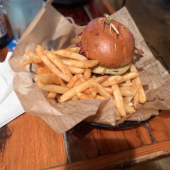 Tryon Public House - American Near Me - New York, New York Tryon Public House - American Near Me - New York, New York