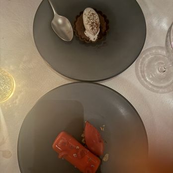 Georgie - Chocolate torte and raspberry dessert - New American Near Me - Dallas, Texas