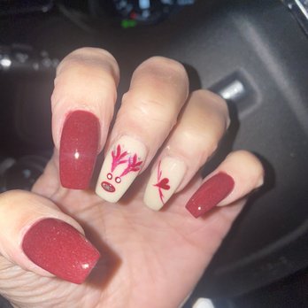 Delux Nail - Christmas Nails - Nail Salons Near Me - Flower Mound, Texas Delux Nail - Christmas Nails - Nail Salons Near Me - Flower Mound, Texas