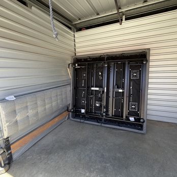 Honest A's Affordable Moving - Adjustable bed dropped off at storage unit - Movers Near Me Honest A's Affordable Moving - Adjustable bed dropped off at storage unit - Movers Near Me