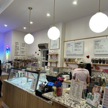 Sylvie Dee’s - Inside - Ice Cream & Frozen Yogurt Near Me - Webster Groves, Missouri Sylvie Dee’s - Inside - Ice Cream & Frozen Yogurt Near Me - Webster Groves, Missouri