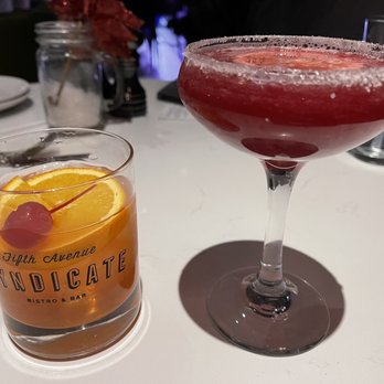 Fifth Avenue Syndicate - Syndicate old fashioned and blackberry lemontini - Cocktail Bars Near Me - Moline, Illinois