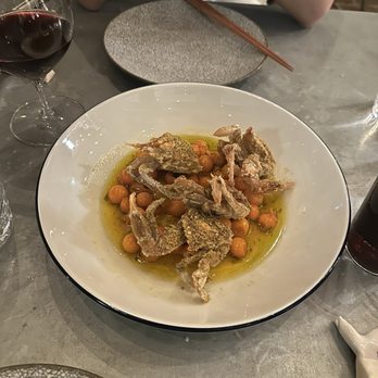 Camelia - Soft shell crab, sauce vierge, sungold tomatoes - French Near Me - Los Angeles, California Camelia - Soft shell crab, sauce vierge, sungold tomatoes - French Near Me - Los Angeles, California