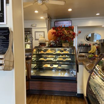 Villa Nueva Bakery Cafe - Inside - Bakeries Near Me - Coronado, California