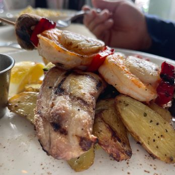 Parkers' Lighthouse - Mixed Grill - Seafood Near Me - Long Beach, California Parkers' Lighthouse - Mixed Grill - Seafood Near Me - Long Beach, California