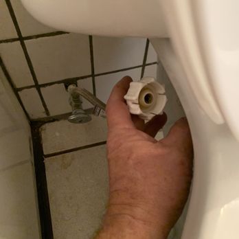 Fluidmaster - Steel mantled hose separated from plastic threaded part which was connected to toilet tank - Home & Garden Near Me - San Juan Capistrano, California Fluidmaster - Steel mantled hose separated from plastic threaded part which was connected to toilet tank - Home & Garden Near Me - San Juan Capistrano, California