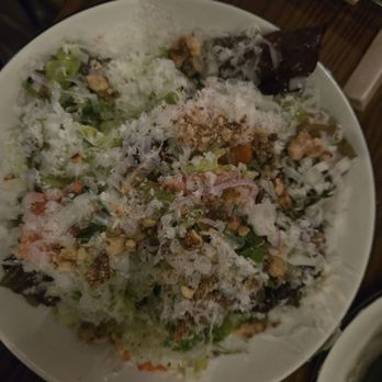 Camelia - Market Lettuces, Persimmons, Comté, Walnuts and Calamansi Vinaigrette - French Near Me - Los Angeles, California