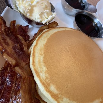 Murray’s Deli - Pancakes and bacon - Delis Near Me - North Kansas City, Florida