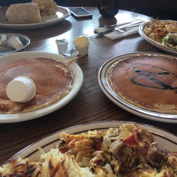 VIP's Cafe - PANCAKES look ok but are disgusting - Breakfast & Brunch Near Me - Tarzana, California
