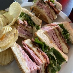The Main Street cafe - Club sandwich