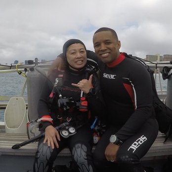 Kaimana Divers - Diving with my love - Scuba Diving Near Me - Honolulu, Hawaii