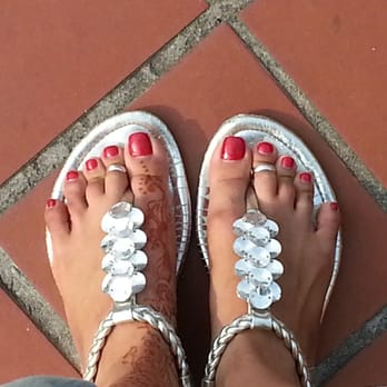 Modern Nail and Spa - Nail Salons Near Me - Mississauga, Ontario