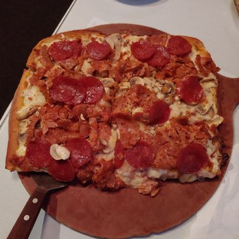 Alfredo's Pizza Cafe - Half Square Pizza - Pizza Near Me - Scranton, Pennsylvania