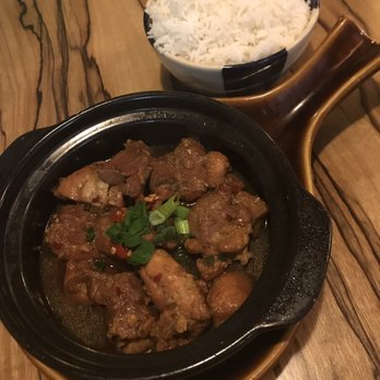 Red Rice Kitchen - Hot Pot Lemongrass Chicken - Vietnamese Near Me - Gainesville, Florida Red Rice Kitchen - Hot Pot Lemongrass Chicken - Vietnamese Near Me - Gainesville, Florida