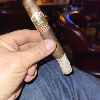 Stanza Dei Sigari - Ashton VSG - Lounges Near Me - Boston, Massachusetts Stanza Dei Sigari - Ashton VSG - Lounges Near Me - Boston, Massachusetts
