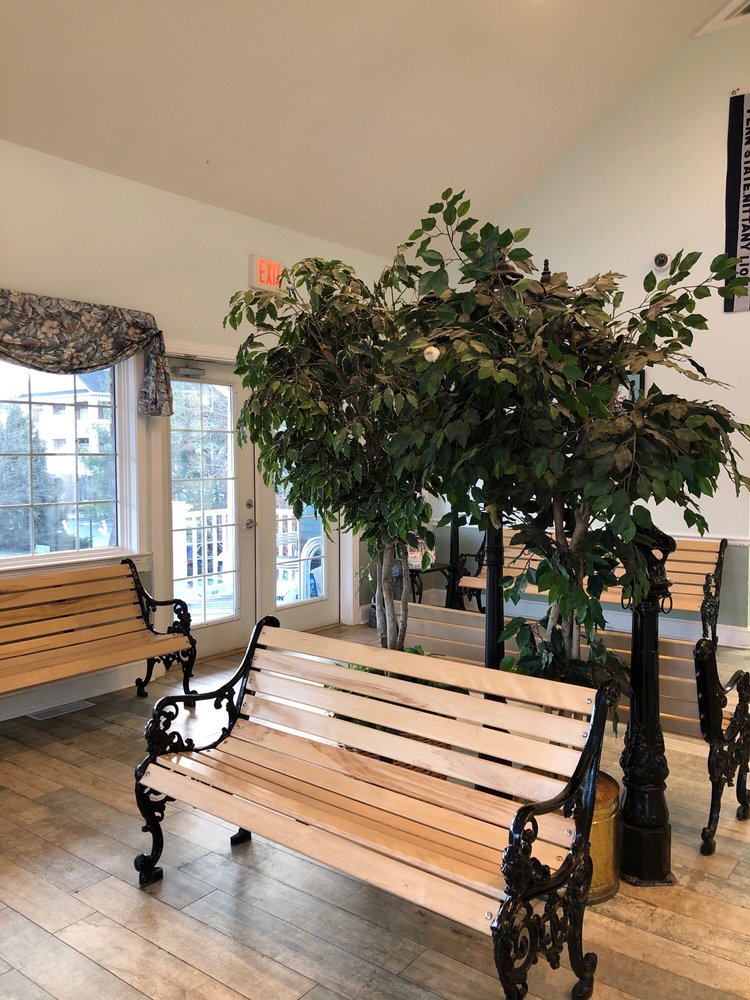 QUINCE ORCHARD VETERINARY HOSPITAL Updated September 2024 15 Photos