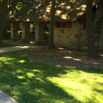 McKinley Woods - Frederick's Grove - Pavilion - Fishing Near Me - Morris, Illinois