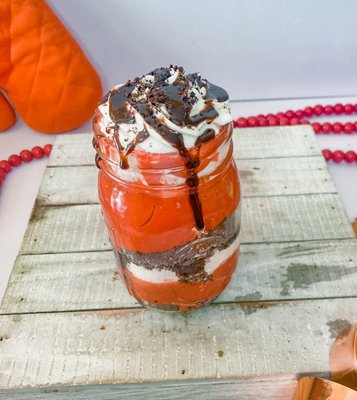 Oh.Sweet.Mason [Desserts, Custom Birthday Cake & Specialty Cupcakes] by null