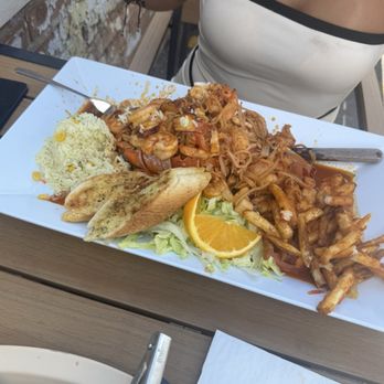Mariscos La Costa - Langosta mixta - Mexican Near Me - Chicago, Illinois