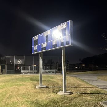 Oak Knoll Park - Baseball practice. - Parks Near Me - Cypress, California