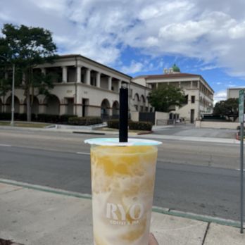 Ryo Coffee & Tea - Mango Breeze with crystal boba - Coffee & Tea Near Me - Fullerton, California