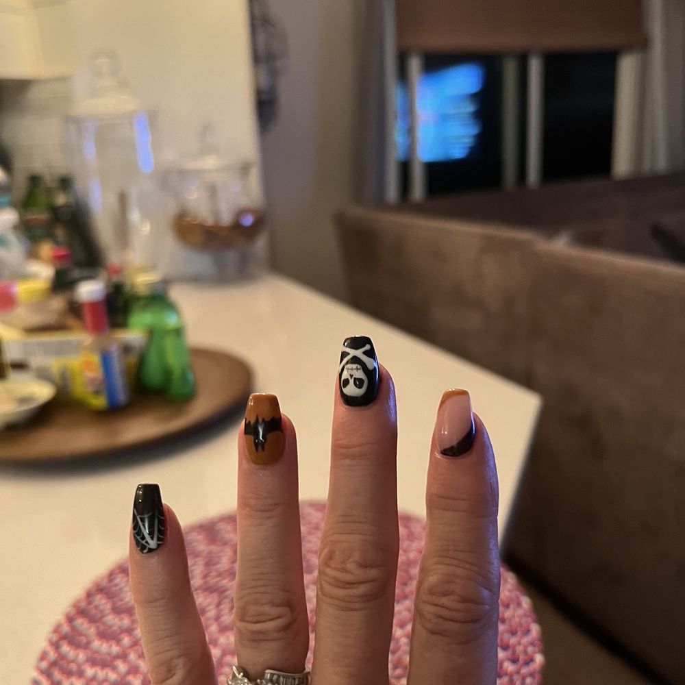 Ivy's Nails & Spa - My halloween nails hand painted by V!! - Nail Salons Near Me - Temecula, California Ivy's Nails & Spa - My halloween nails hand painted by V!! - Nail Salons Near Me - Temecula, California