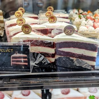 85°C Bakery Cafe-Balboa Mesa - Coffee & Tea Near Me - San Diego, California