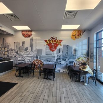 Naz's Halal Food - Middletown - Ambiance - Halal Near Me - Middletown, Delaware