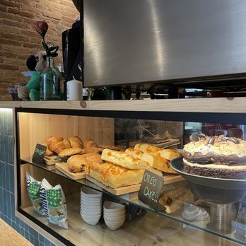 Miss Simona - Tapas Bars Near Me - Barcelona, B