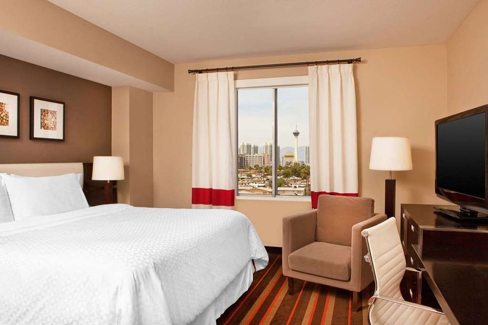 Doubletree by hilton las vegas east flamingo 15 photos 4055 palos