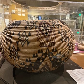 Yosemite Museum - Basket made by Carrie Bethel - Museums Near Me - Yosemite Village, California