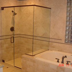 Lone Star Glass Company - Corner 3pc unit against tub w/ header