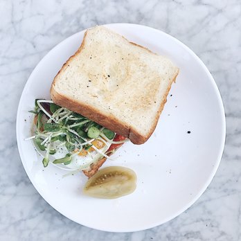 Launderette - Fried Egg BLT - New American Near Me - Austin, Texas