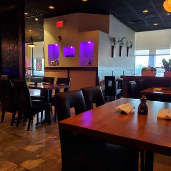 Tekka Sushi - Japanese Near Me - Elk Grove Village, Illinois