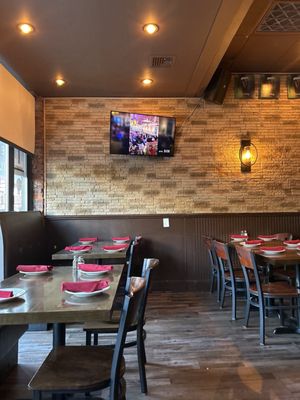 Luna Wood Fire Tavern by null