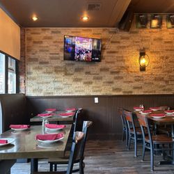 Luna Wood Fire Tavern