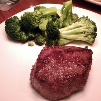 Outback Steakhouse - 6 oz sirloin with broccoli - Steakhouses Near Me - Tempe, Arizona Outback Steakhouse - 6 oz sirloin with broccoli - Steakhouses Near Me - Tempe, Arizona