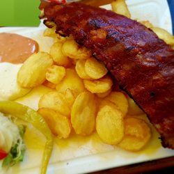 Gasthaus am Michelberg, Gastro - Kleine Portion Rippal mit Dollar Chips.