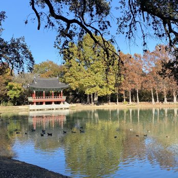 Denman Estate park - Parks Near Me - San Antonio, Texas