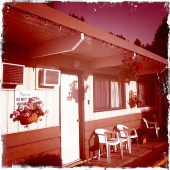 Cedars Motel - Retro detail - Hotels Near Me - Princeton, British Columbia