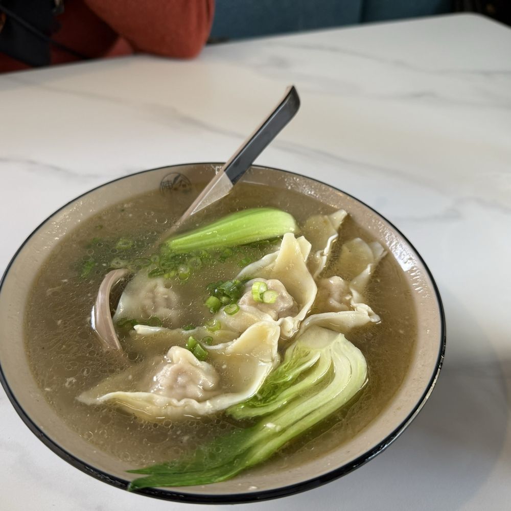 Hungry Dumpling House - Wonton soup - Chinese Near Me - Portland, Oregon Hungry Dumpling House - Wonton soup - Chinese Near Me - Portland, Oregon