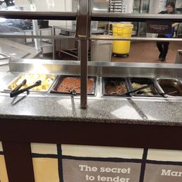 It's 5:07 pm and we paid for Dinner Price, where is the manager? These two pictures showing there was no fresh food on the table. It's 5:07 pm and we paid for Dinner Price, where is the manager? These two pictures showing there was no fresh food on the table.
