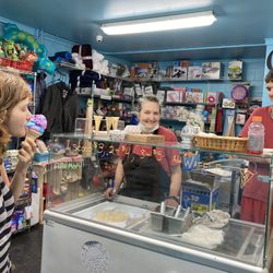 Lake Wenatchee Camp Store