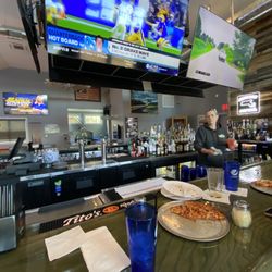 River Junction - Brand new remodel. Super clean, great staff! Awesome pizza and drinks!