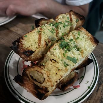 The Salty Pearl - Garlic bread - Seafood Near Me - Oakland, California The Salty Pearl - Garlic bread - Seafood Near Me - Oakland, California