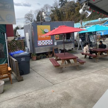 Simply Thai - Food good - Food Trucks Near Me - Portland, Oregon Simply Thai - Food good - Food Trucks Near Me - Portland, Oregon