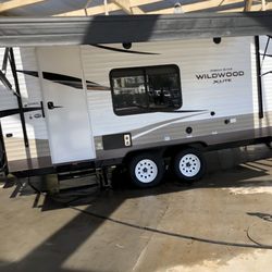 Costco - Who knew Costco had trailers. Good discount but they take no trade-ins.