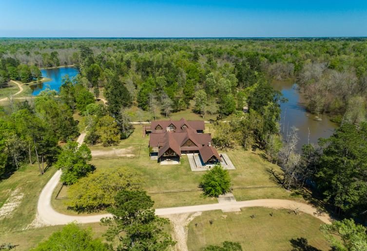 Slide of East Texas Construction Solutions